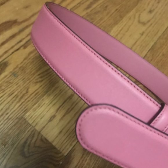 Pink Gucci Women\'s belt